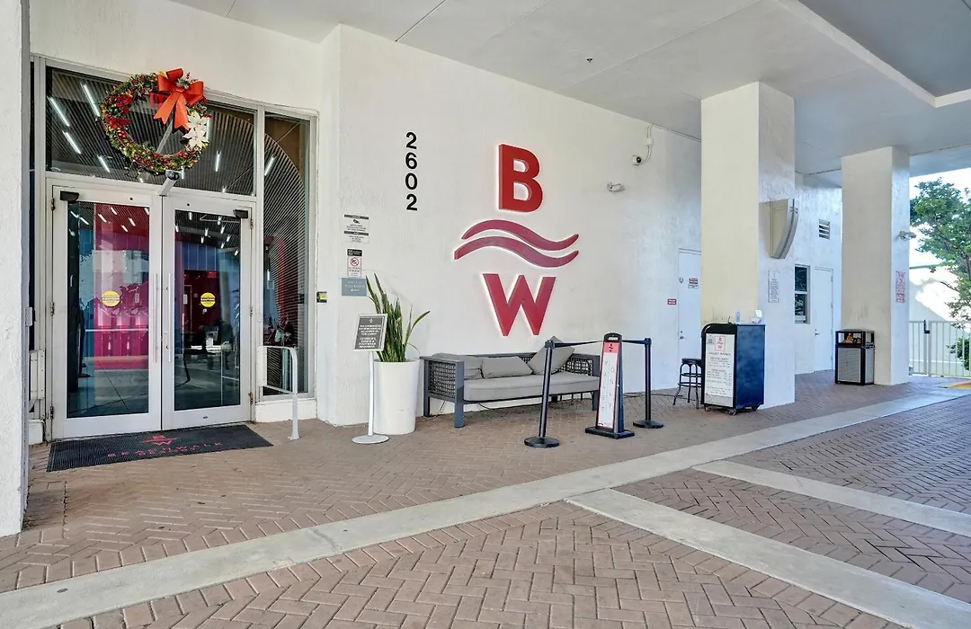 Beachwalk Condohotel-1